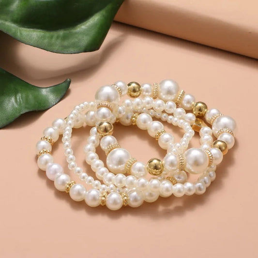 Beautiful and Versatile Pearl Love Women's Bracelet